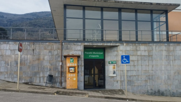 Pavelló poliesportiu, CRC 107