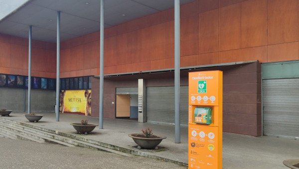 Davant Cinemes OCINE, CRC 255