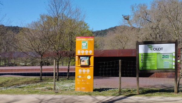 Estadi d'atletisme i zona esportiva, CRC 587
