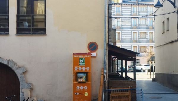 Paret biblioteca, CRC 403