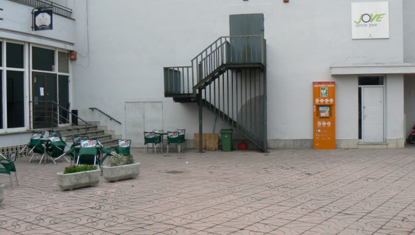 Via pública. Plaça del Cercle, CRC 490
