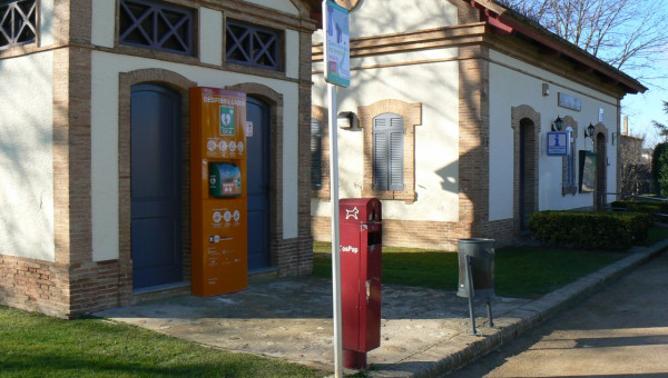 Oficina de turisme, CRC 498